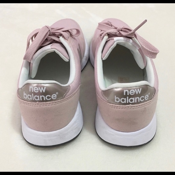 New Balance sneakers - Picture 3 of 4